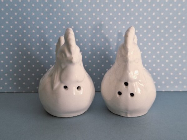 20260302_144253 Brocante Eierschaal met Peper en Zoutstel