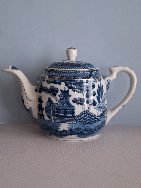 Blue Willow Theepot