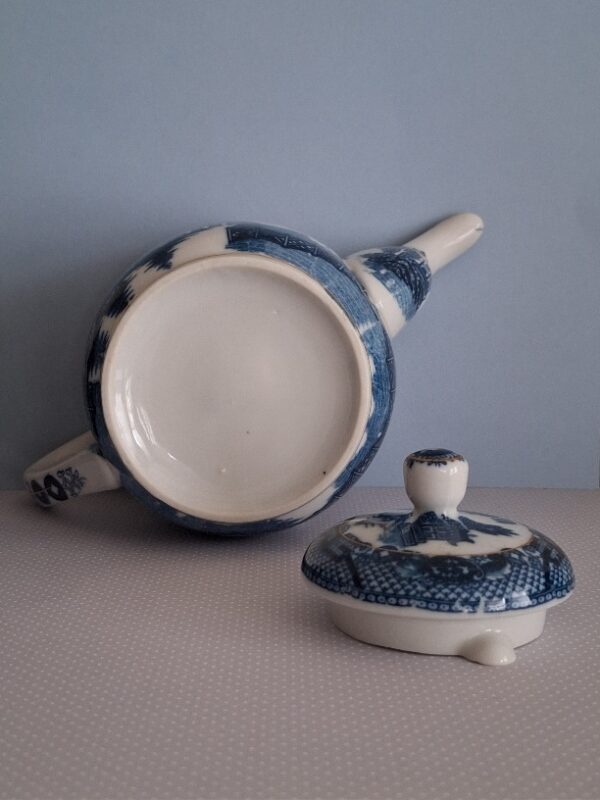 Blue Willow Theepot