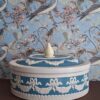20260325_154318 Vintage Engels Snoepblikje Wedgewood Design