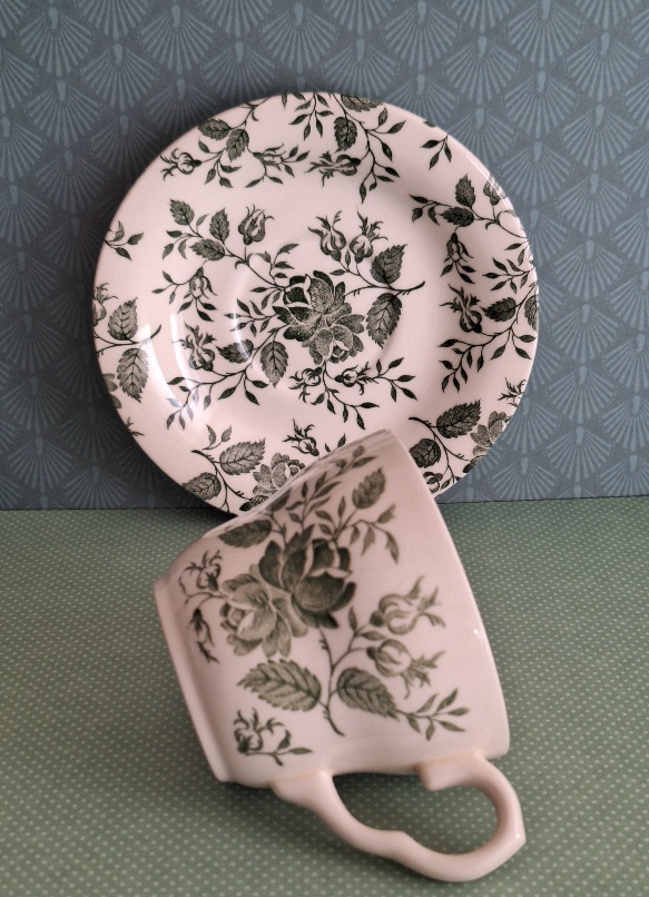 20260414_111333 Engelse Kop En Schotel E.I.T