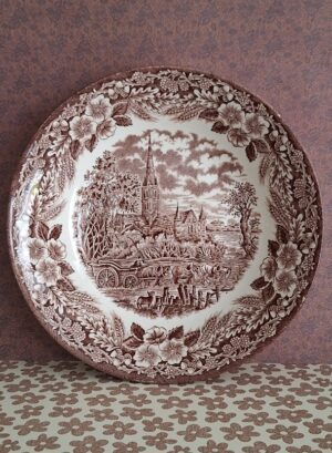 Saladebord Transferware Churchill England Bruin