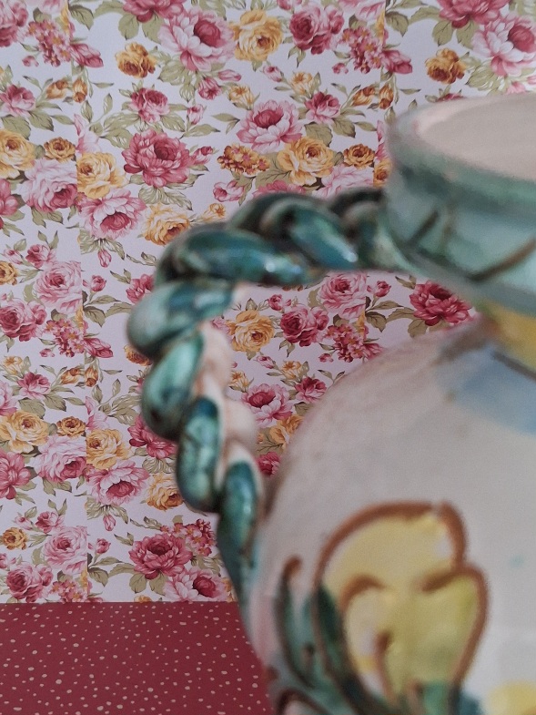 Majolica Kleine Kan Italy